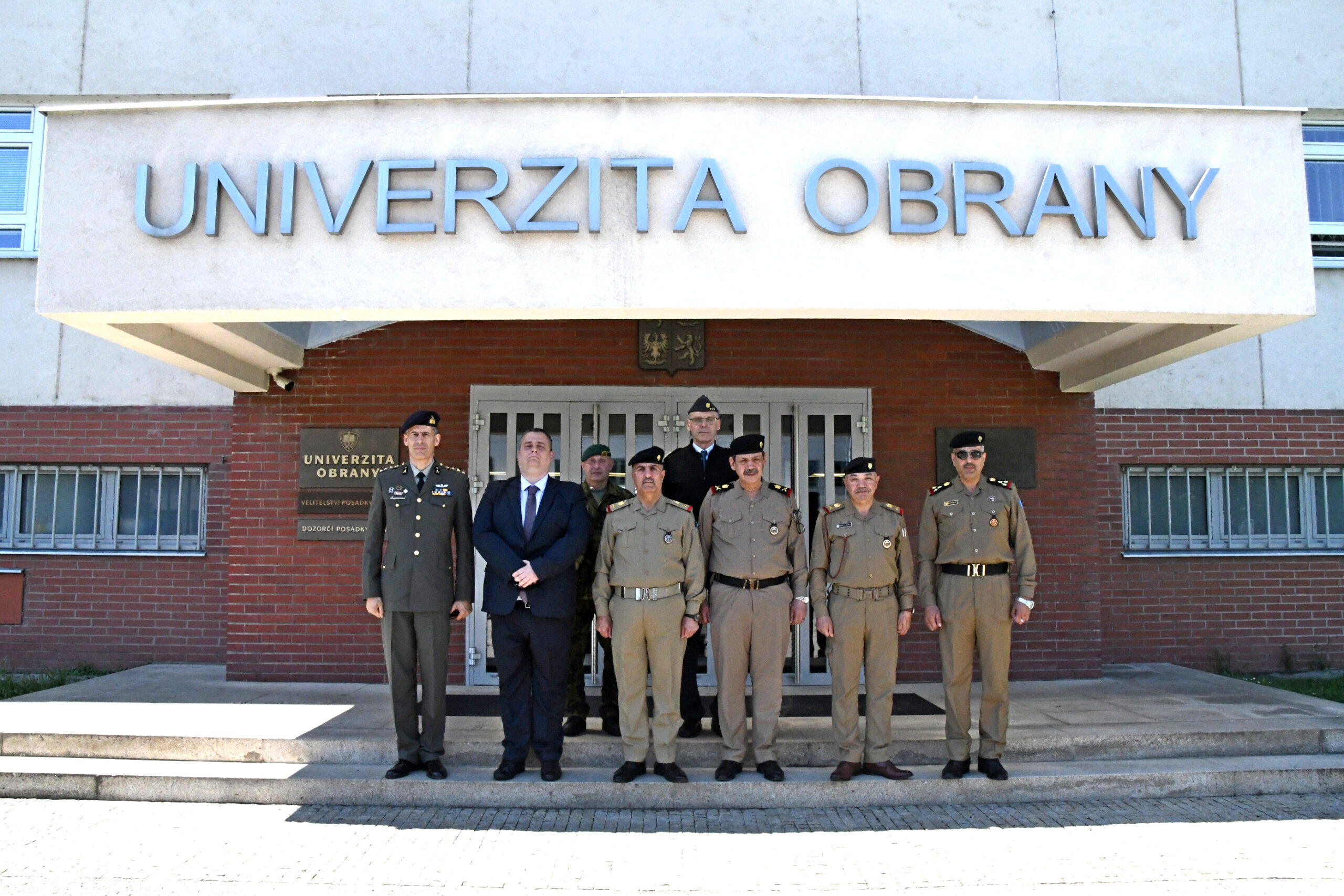 Právě si prohlížíte Participation of the Iraqi Delegation in the National Defence College Strategy Development Training Workshop