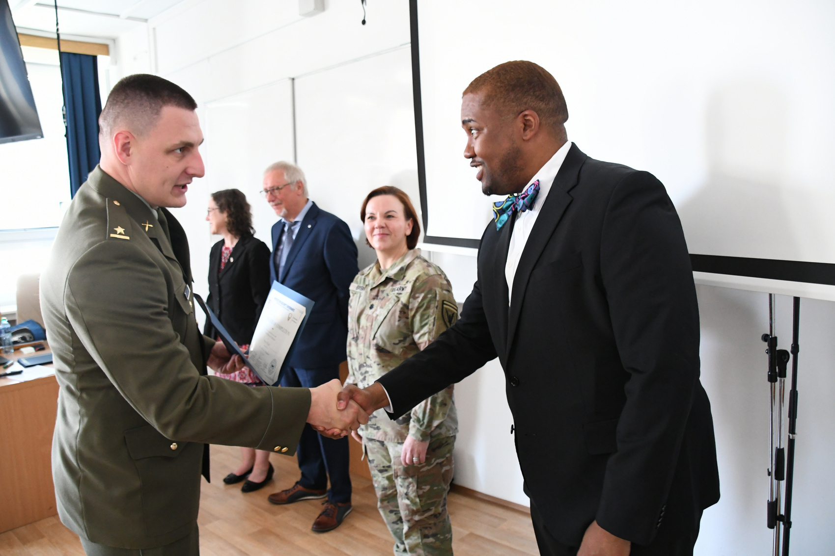 Právě si prohlížíte International Acquisition Management Course with U.S. Participation at CSMSS